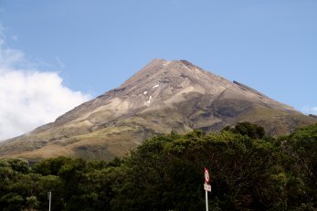 Mount_Taranaki.JPG
